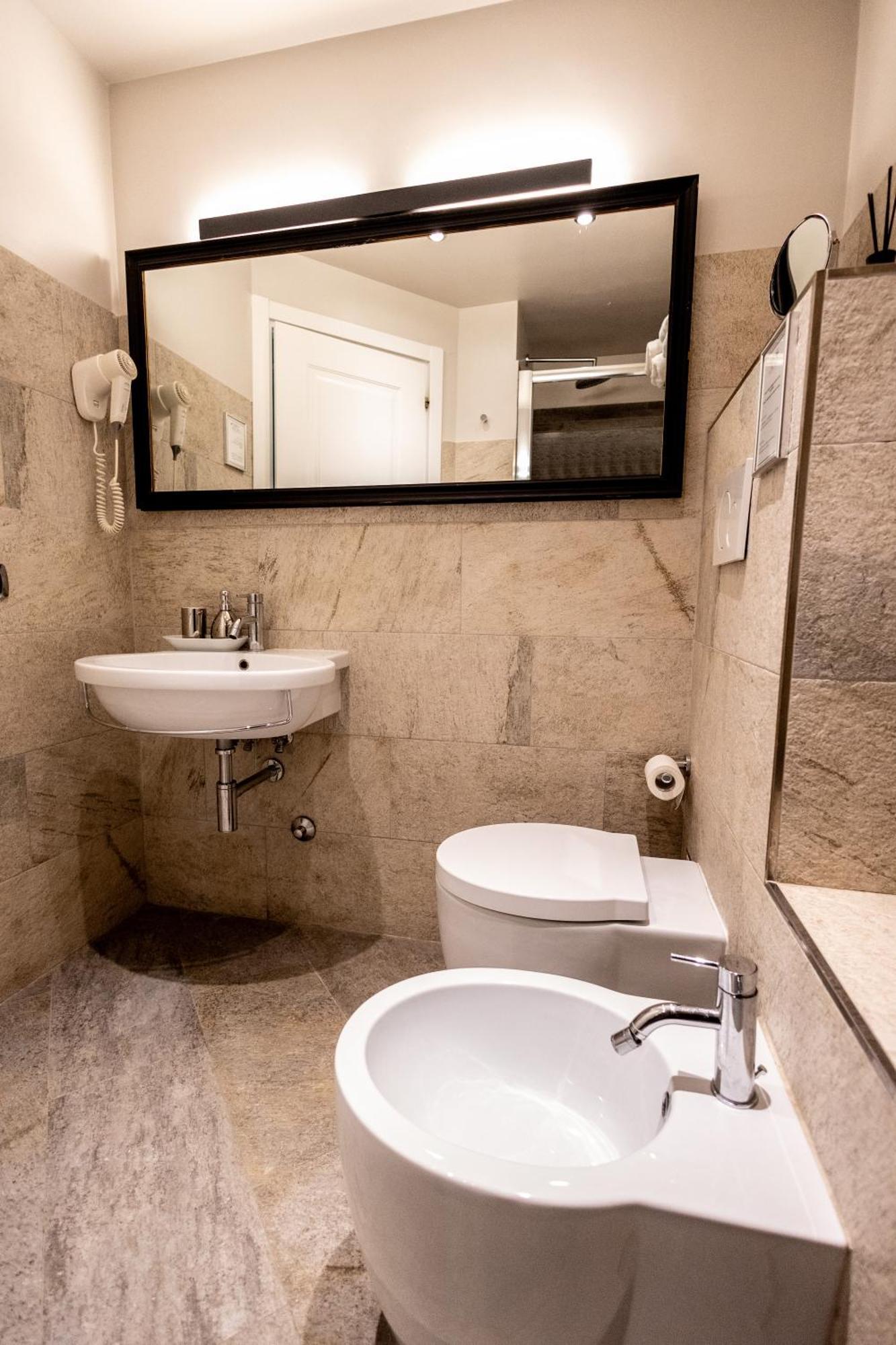Mybedcavour Hotel Rome Buitenkant foto