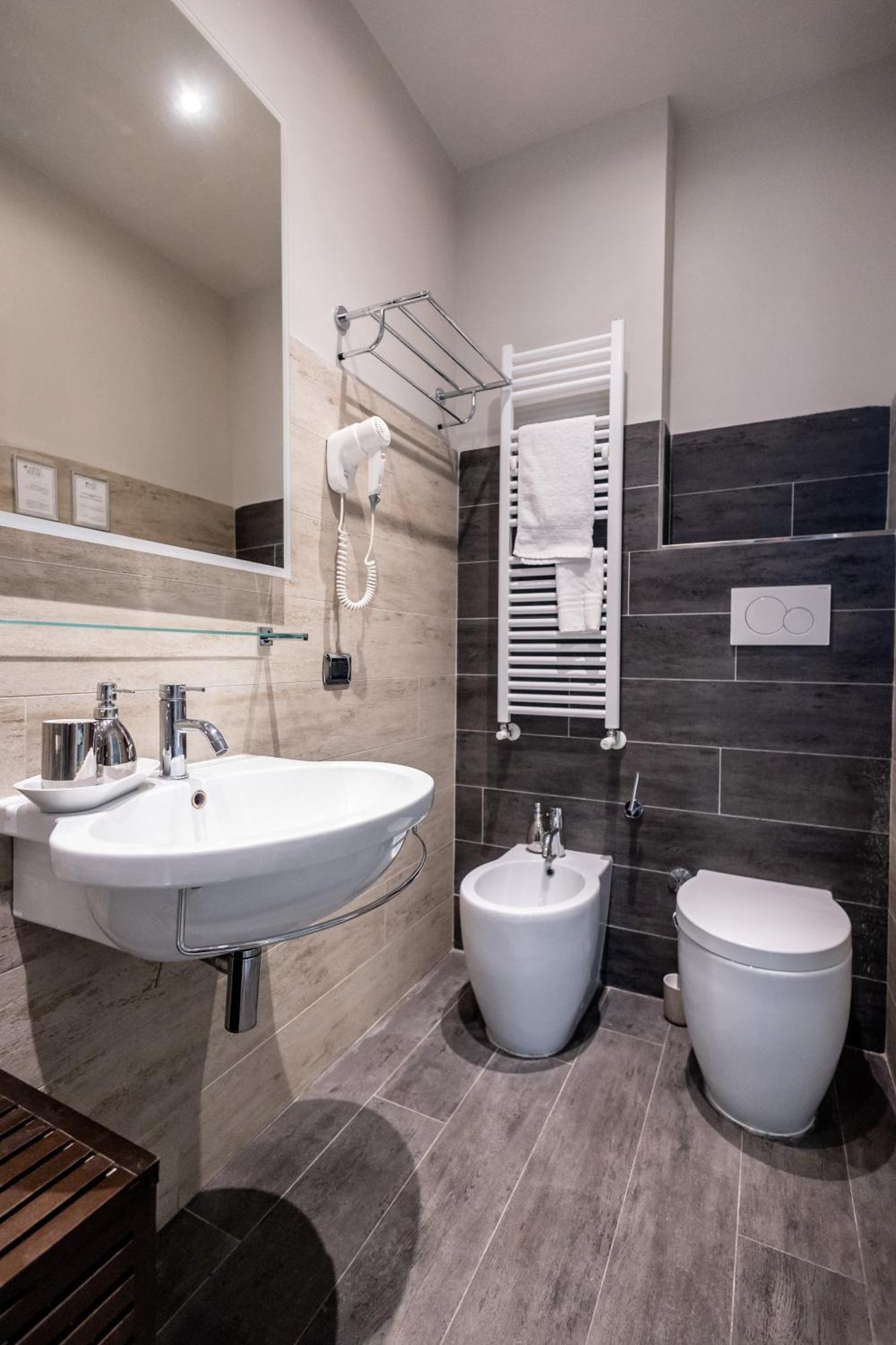 Mybedcavour Hotel Rome Buitenkant foto